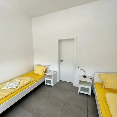 Apartment Moderne Und Schicke In Zeestow - Jedes Schlafzimmer Verfügt über Ein Eigenes Bad