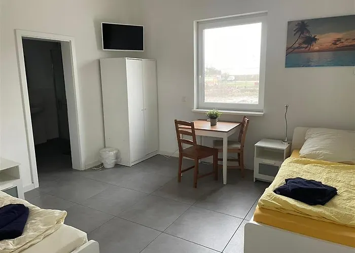 Moderne Und Schicke In Zeestow - Jedes Schlafzimmer Verfügt über Ein Eigenes Bad *